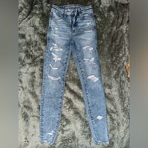 American eagle ripped skinny jeans 👖